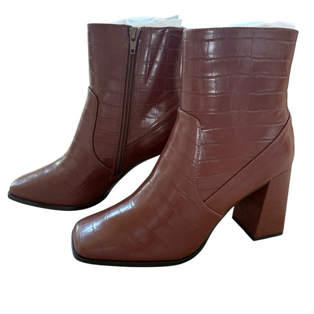 Nordstrom Lisa Vicky Brown Heeled Boots with Croc Texture